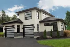 A garage door dilemma – should I fix it or do I need a new door?